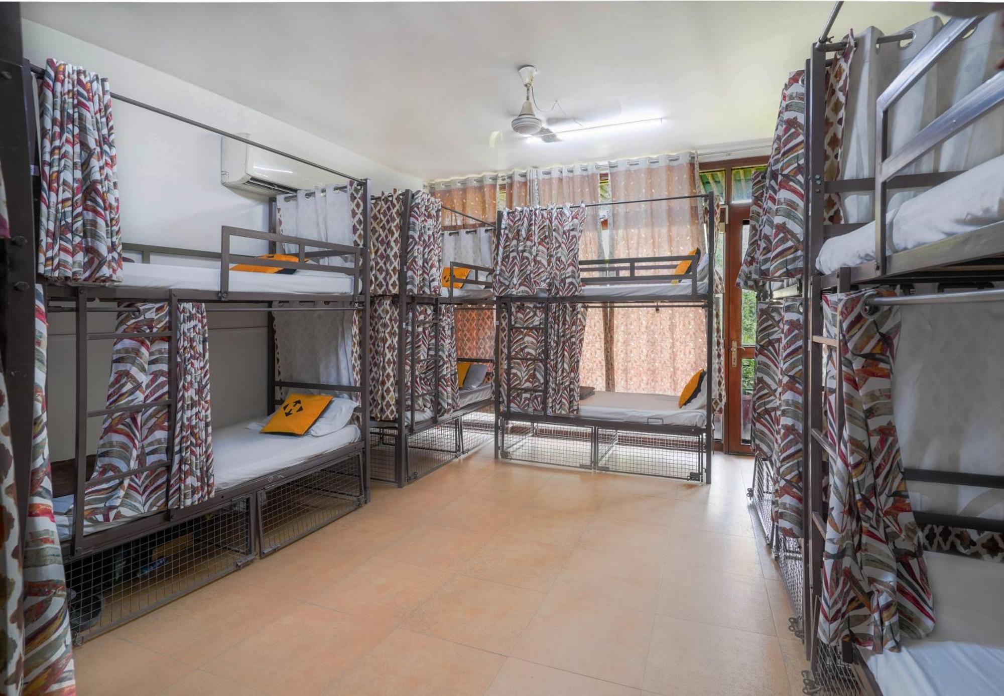 Hide-In Hostel Delhi Nueva Delhi Exterior foto